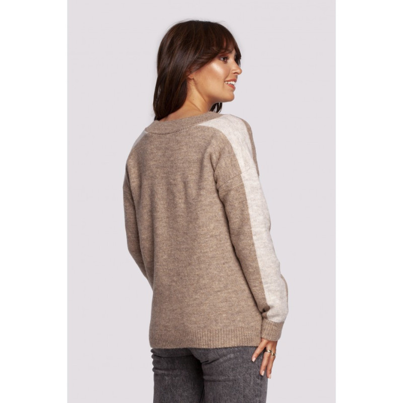 BK093 Cheeky sweater with contrasting stripes - light brown