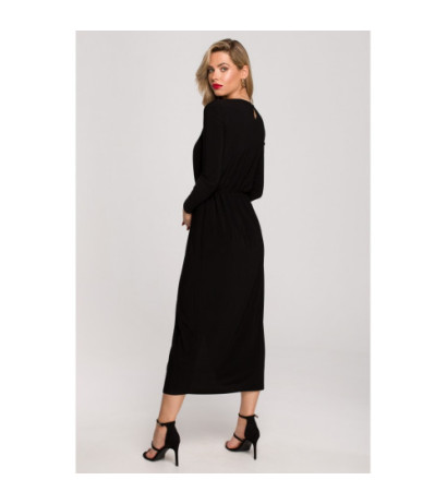 K139 Long dress with slit in the neckline - black