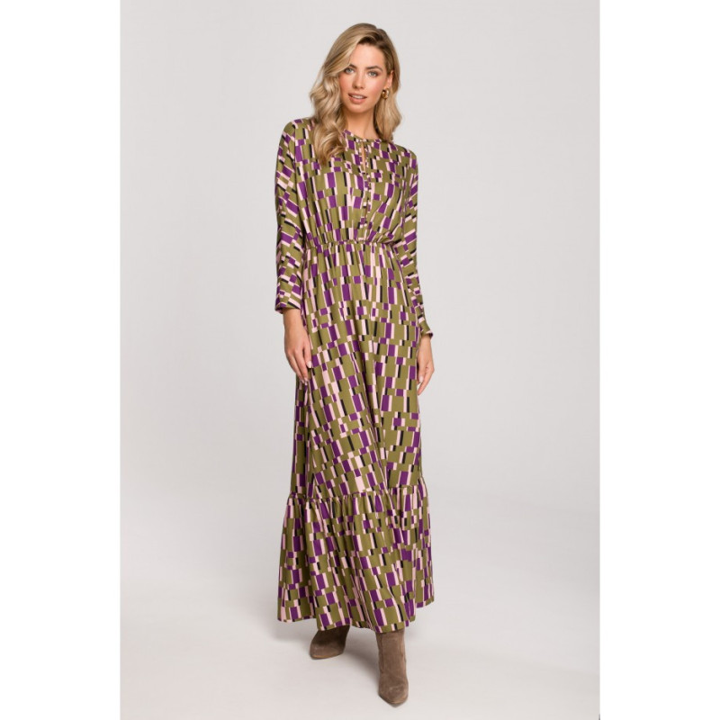 K144 Patterned maxi dress with slit - model 1