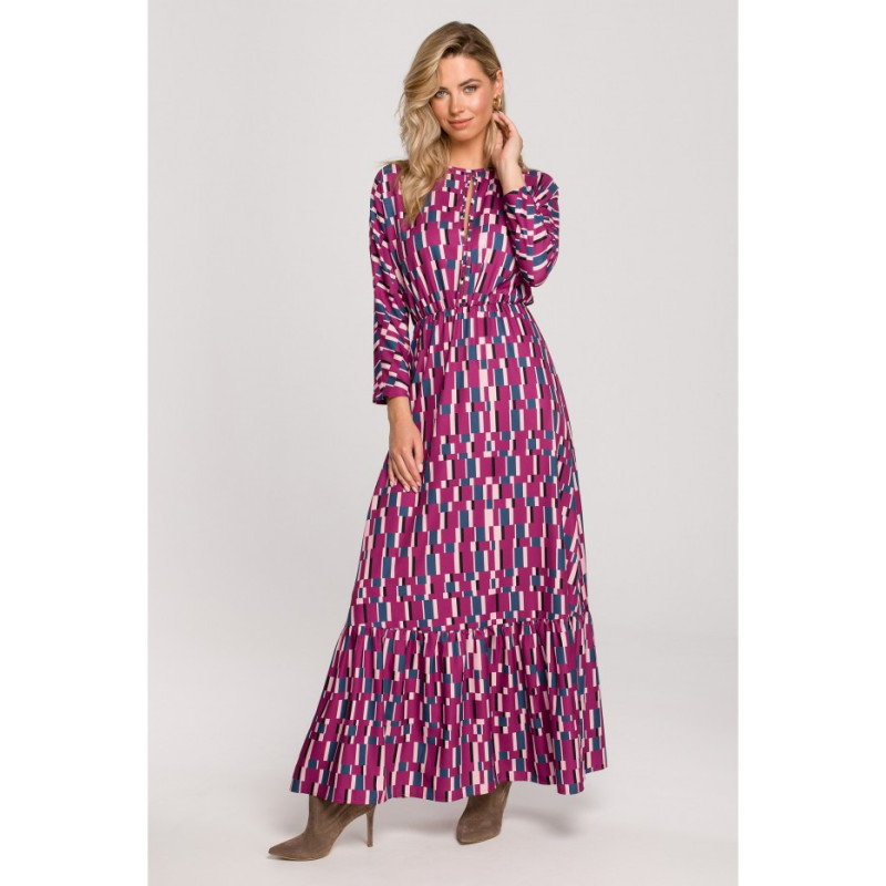 K144 Patterned maxi dress with slit - model 2