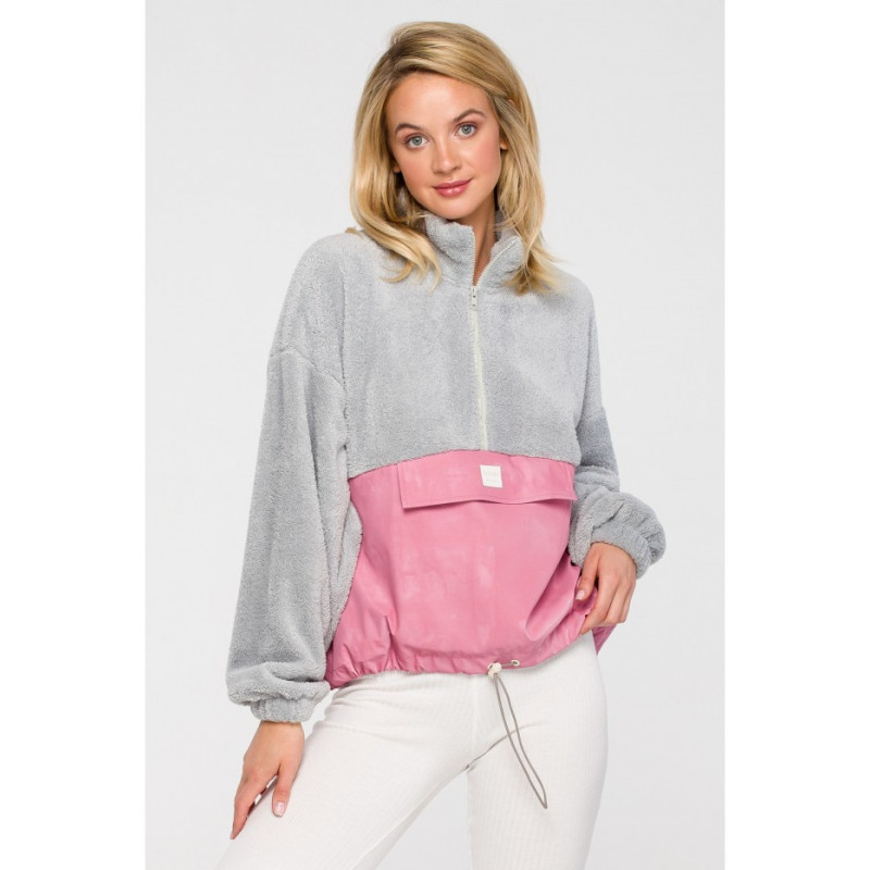 LA114 Plush sweatshirt with velcro pocket - model 2