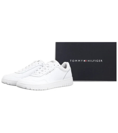 Tommy Hilfiger TH Basket Core Lth Pinperf White FM0FM05466 YBS (TH1263-a) sporta apavi